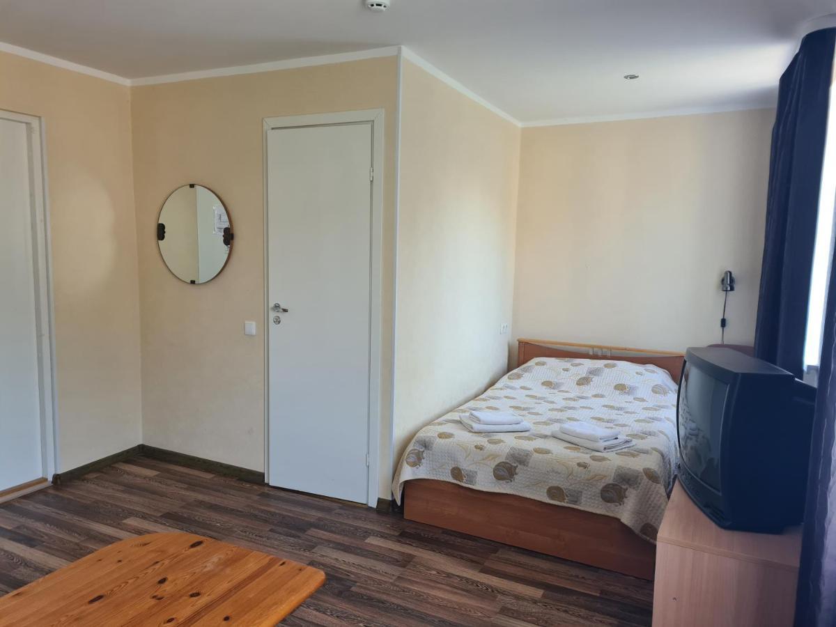 Laine Guesthouse Нарва-Йиесуу Екстер'єр фото