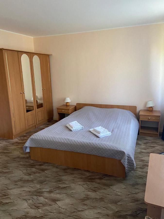 Laine Guesthouse Нарва-Йиесуу Екстер'єр фото
