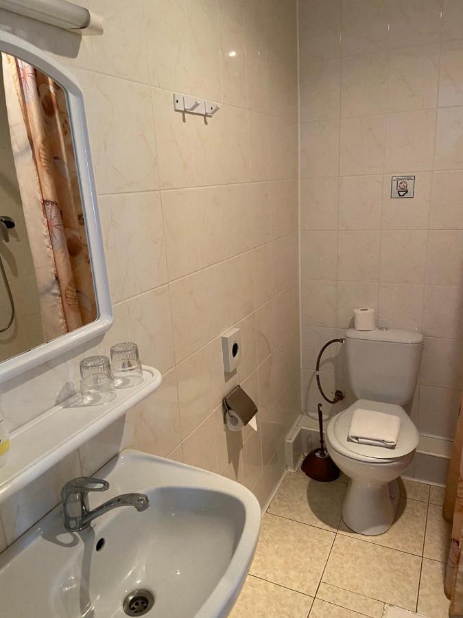 Laine Guesthouse Нарва-Йиесуу Екстер'єр фото