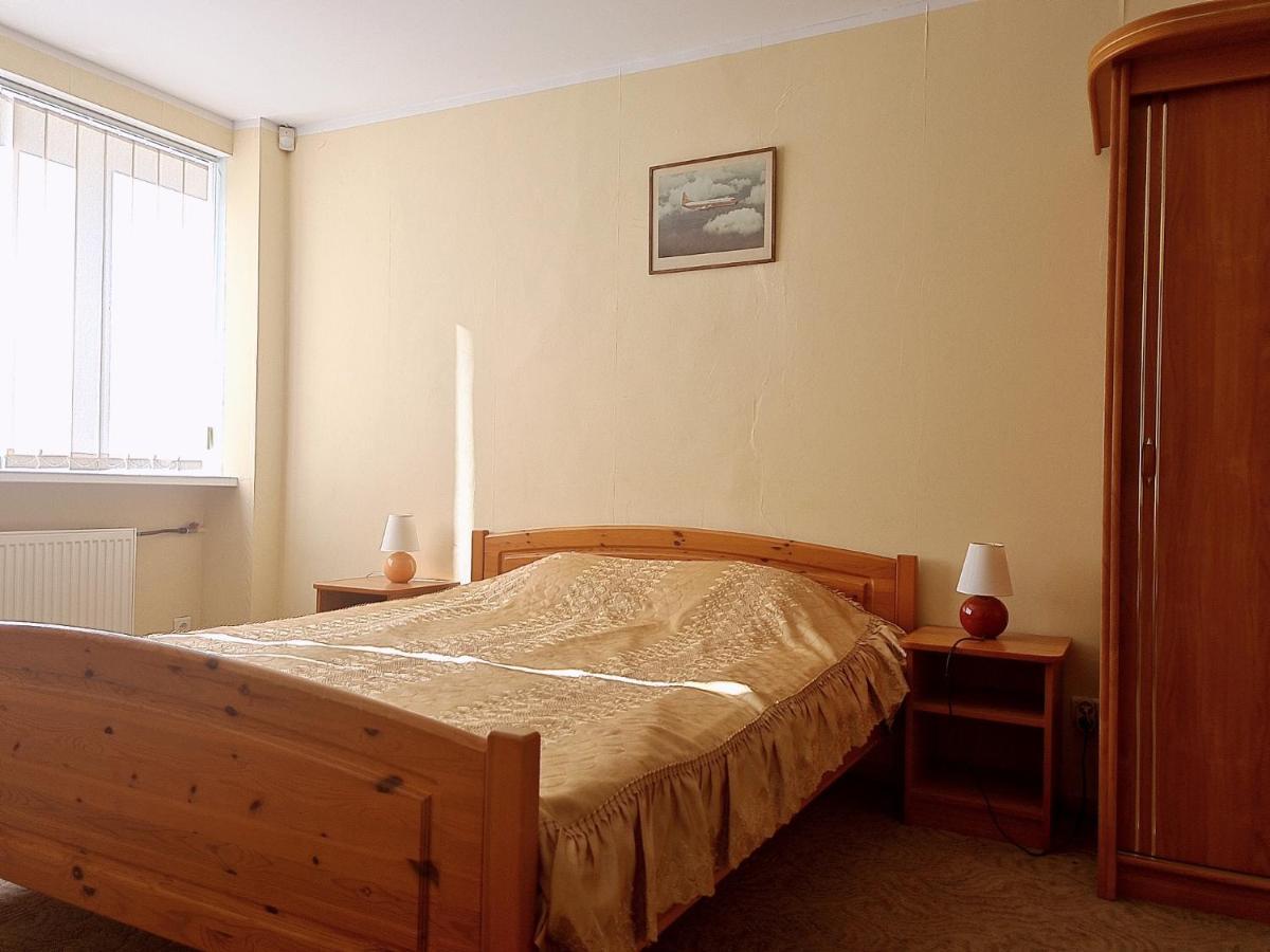Laine Guesthouse Нарва-Йиесуу Екстер'єр фото