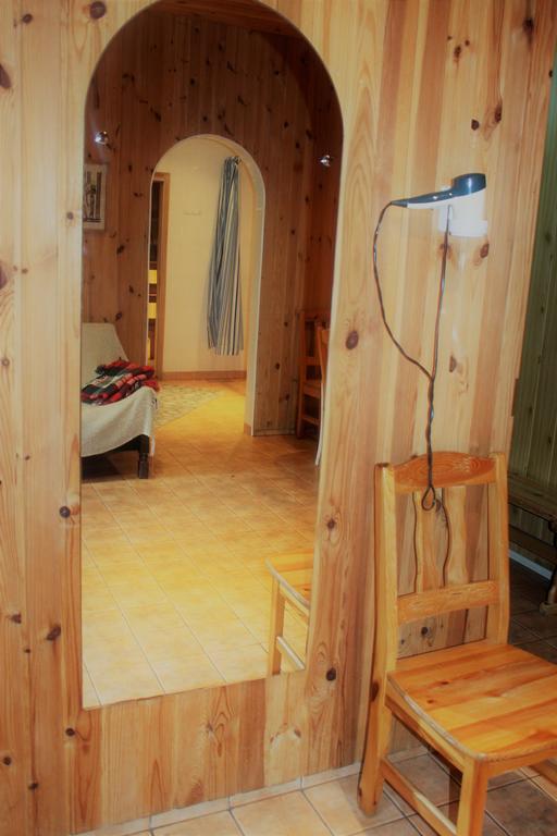 Laine Guesthouse Нарва-Йиесуу Екстер'єр фото