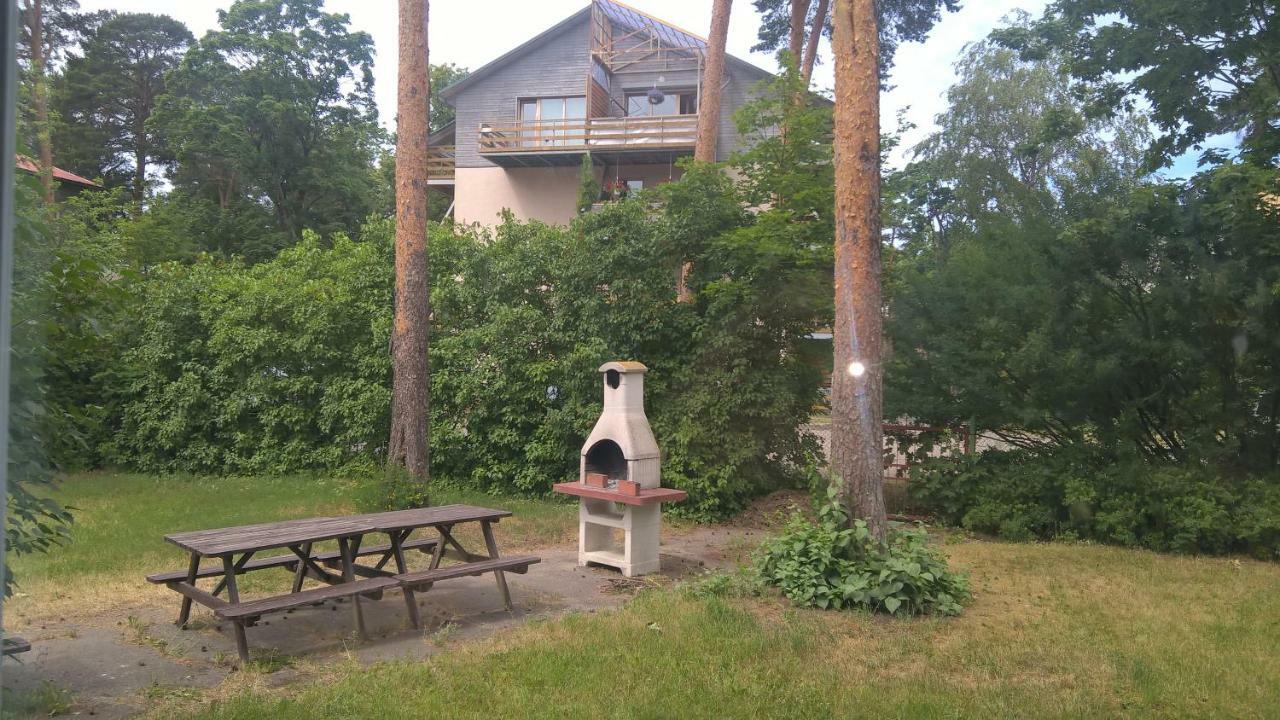 Laine Guesthouse Нарва-Йиесуу Екстер'єр фото